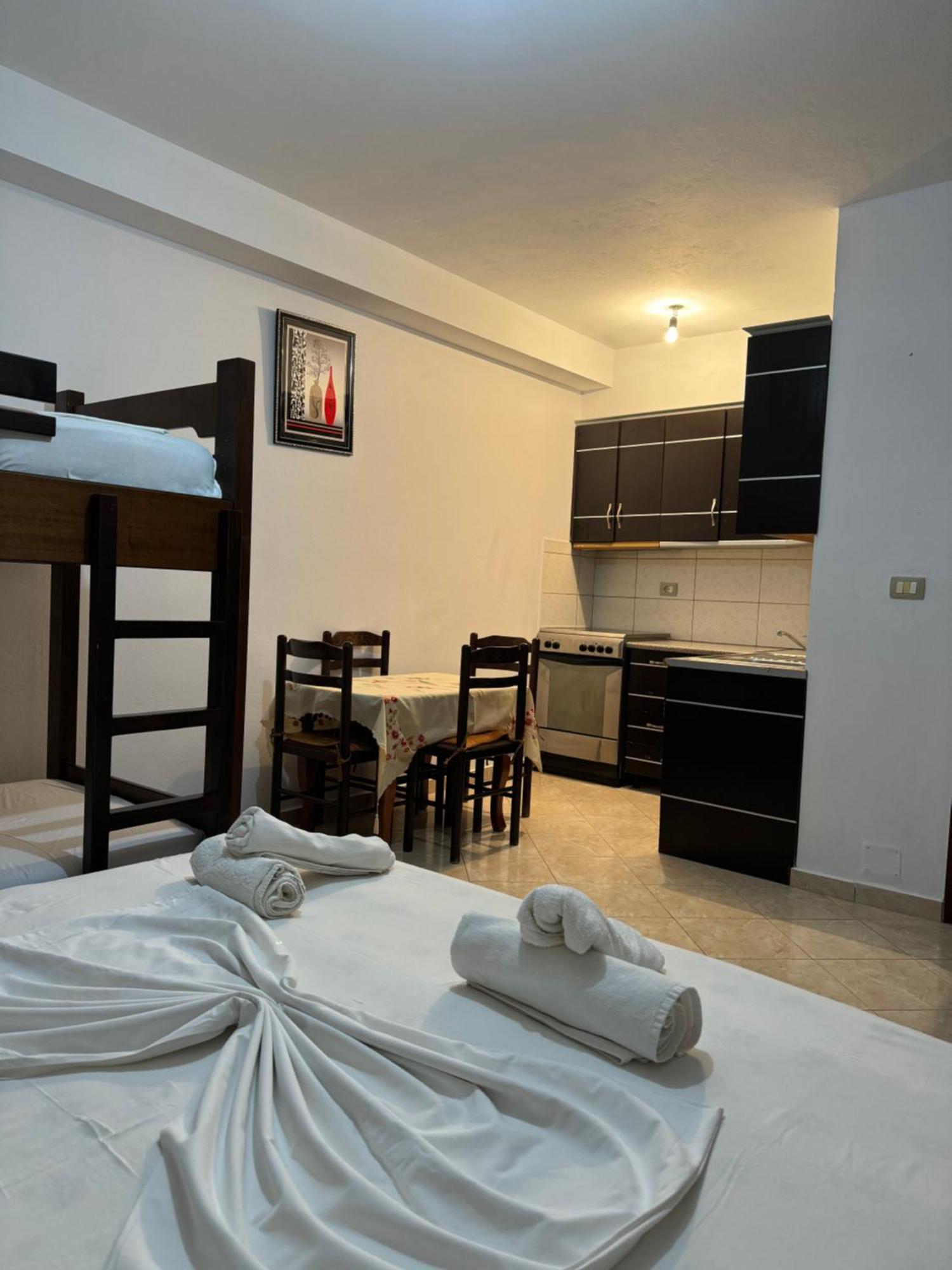 Melita Apartments Ksamil Bagian luar foto