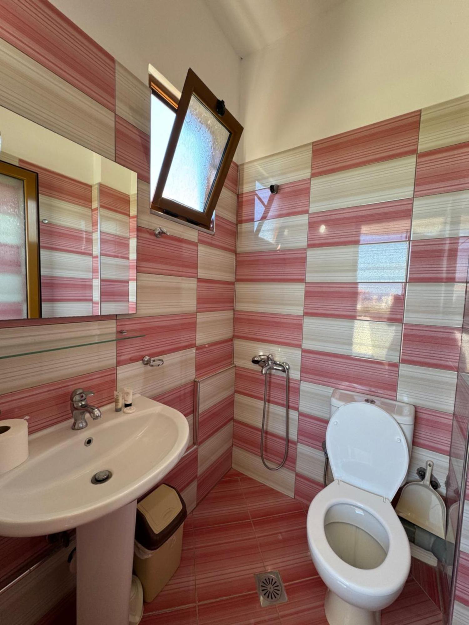 Melita Apartments Ksamil Bagian luar foto